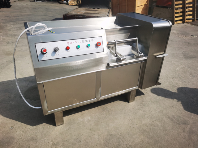 Frozen Chicken Breast Meat Cube Cutting Machine 